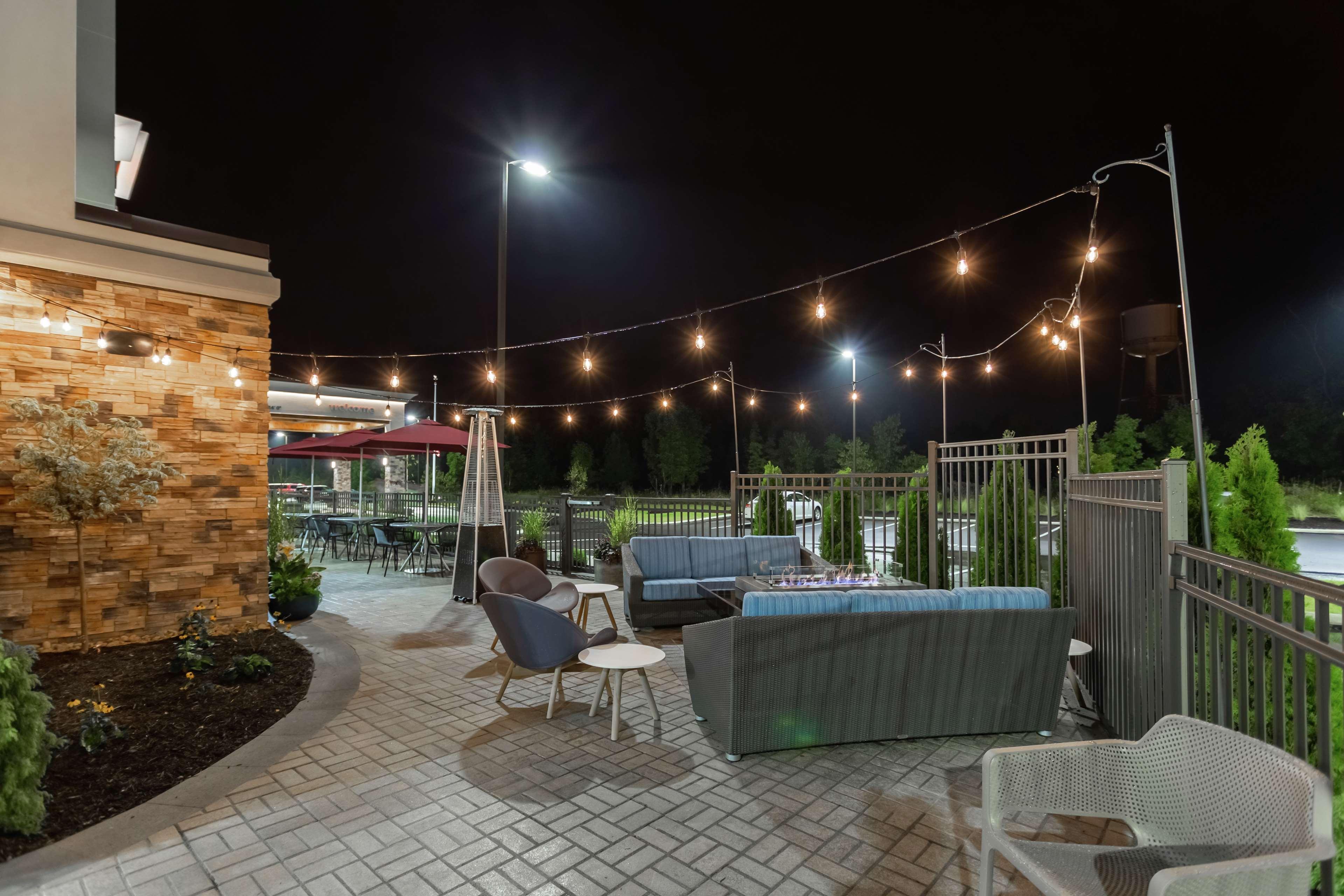 Hampton Inn Madison, Oh Kültér fotó