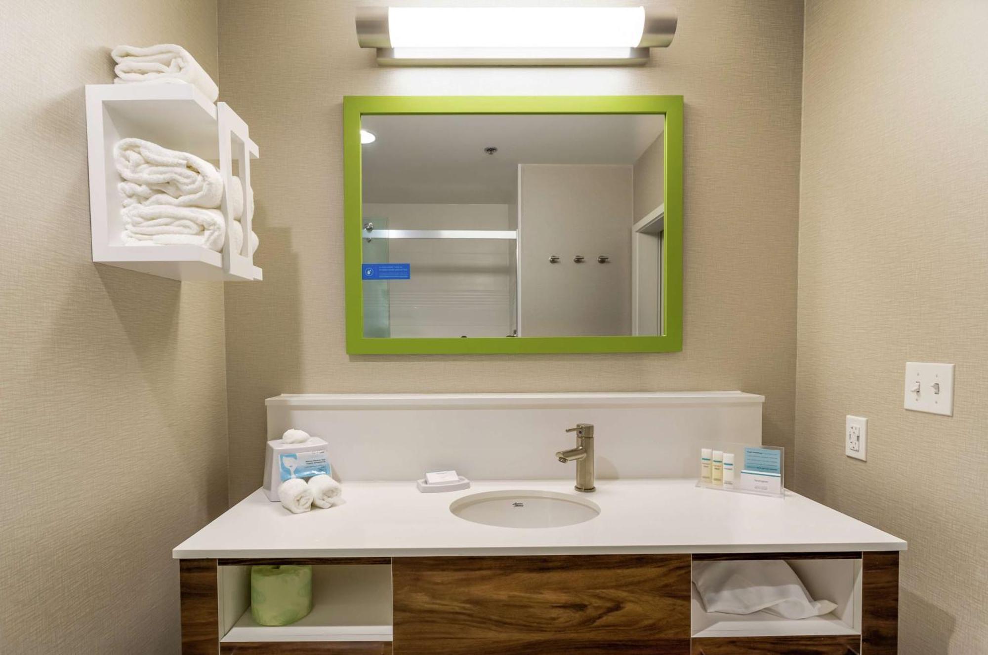 Hampton Inn Madison, Oh Kültér fotó