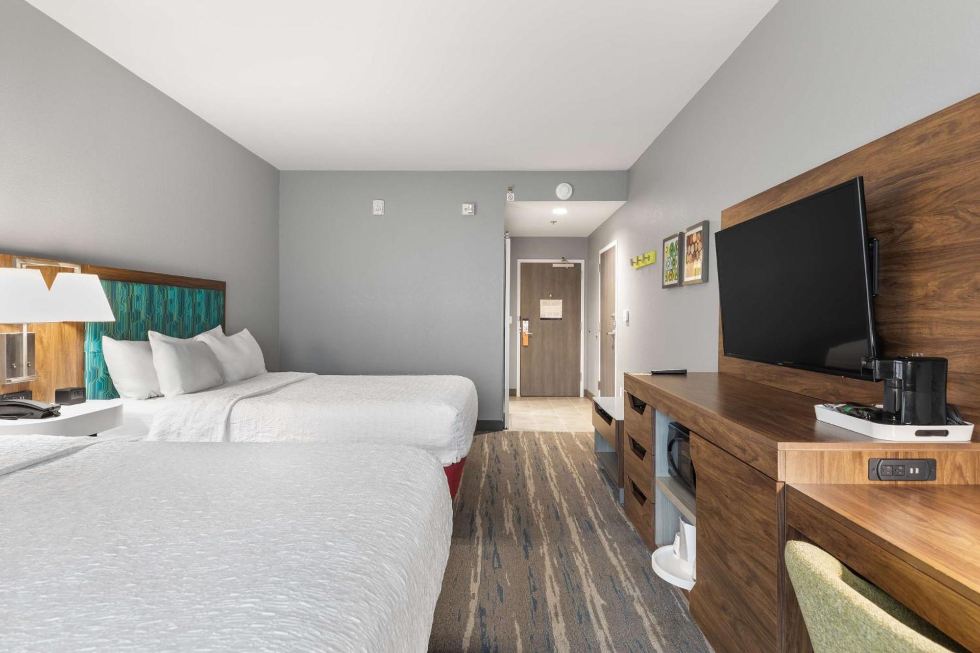 Hampton Inn Madison, Oh Kültér fotó
