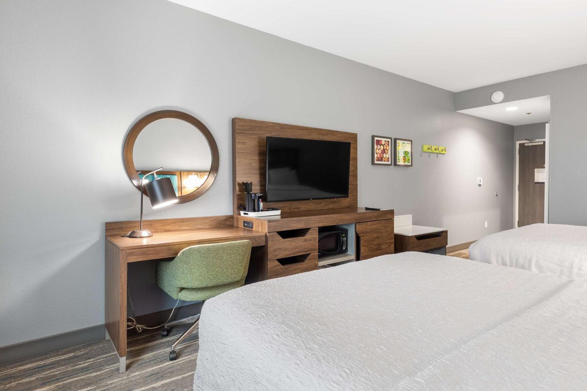 Hampton Inn Madison, Oh Kültér fotó