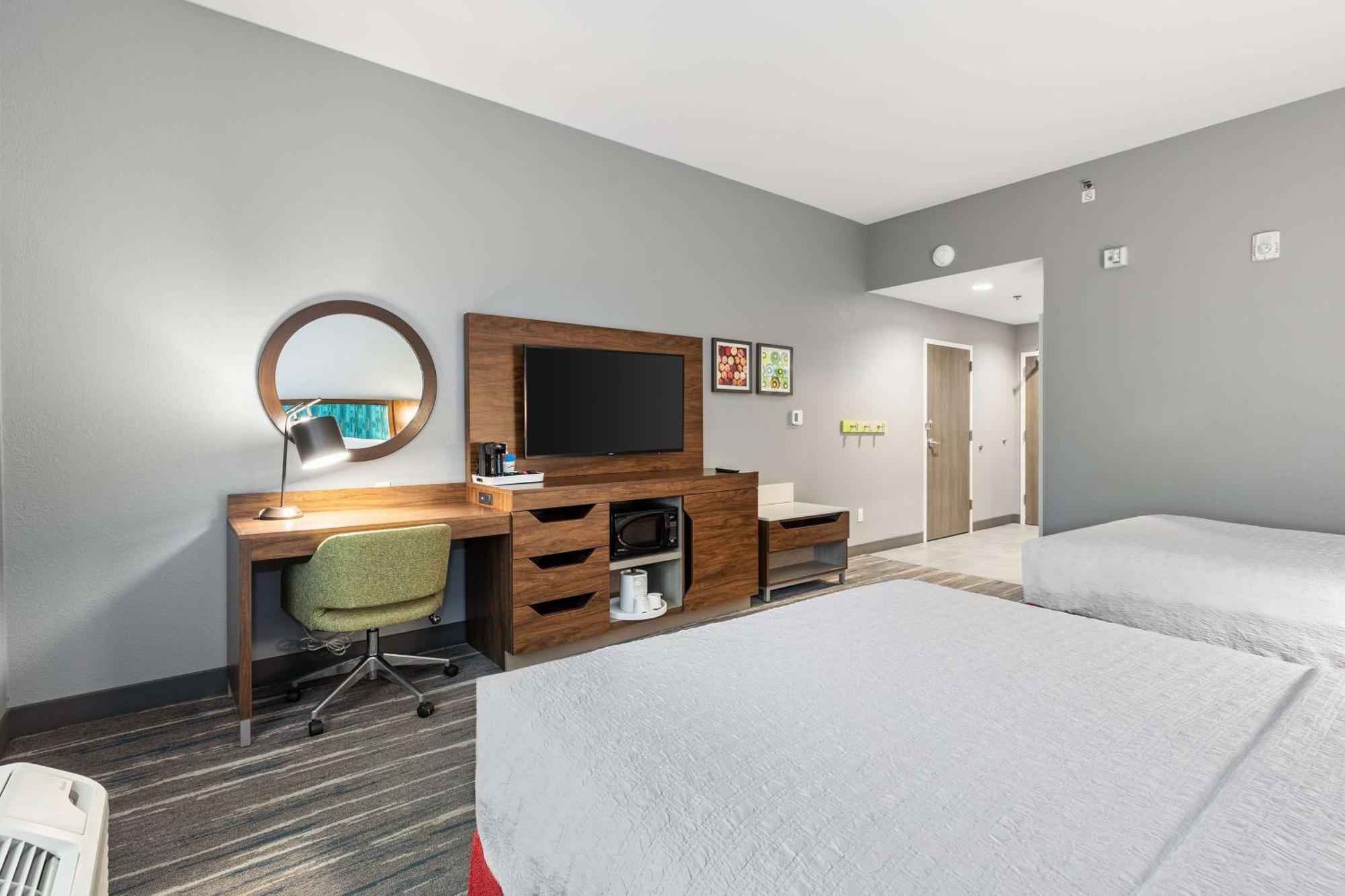 Hampton Inn Madison, Oh Kültér fotó